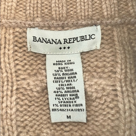 Banana Republic Cable Knit Sweater - Picture 3 of 3